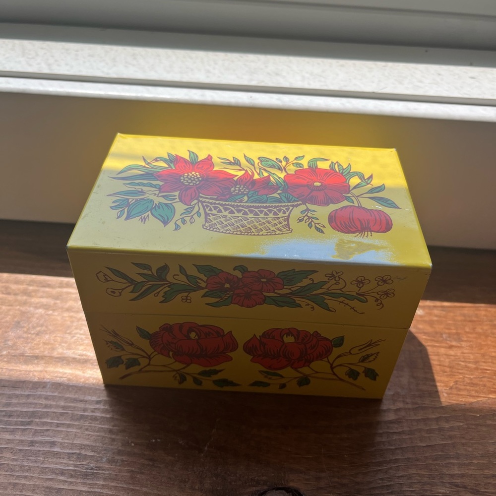Vintage recipe container